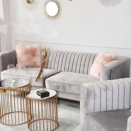 Exclusive Art Deco Boutique *
